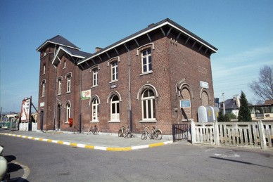 Ternat - SNCB K04363-011.jpg